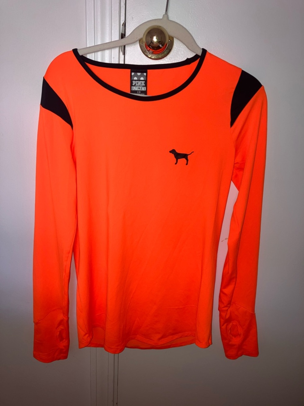 VS PINK 2015 ULTIMATE NEON ORANGE DOG LOGO
THUMB-HOLE LONG-SLEEVED SHIRT Sz L